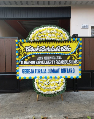 Papan Bunga Duka di Kembang Janggut
